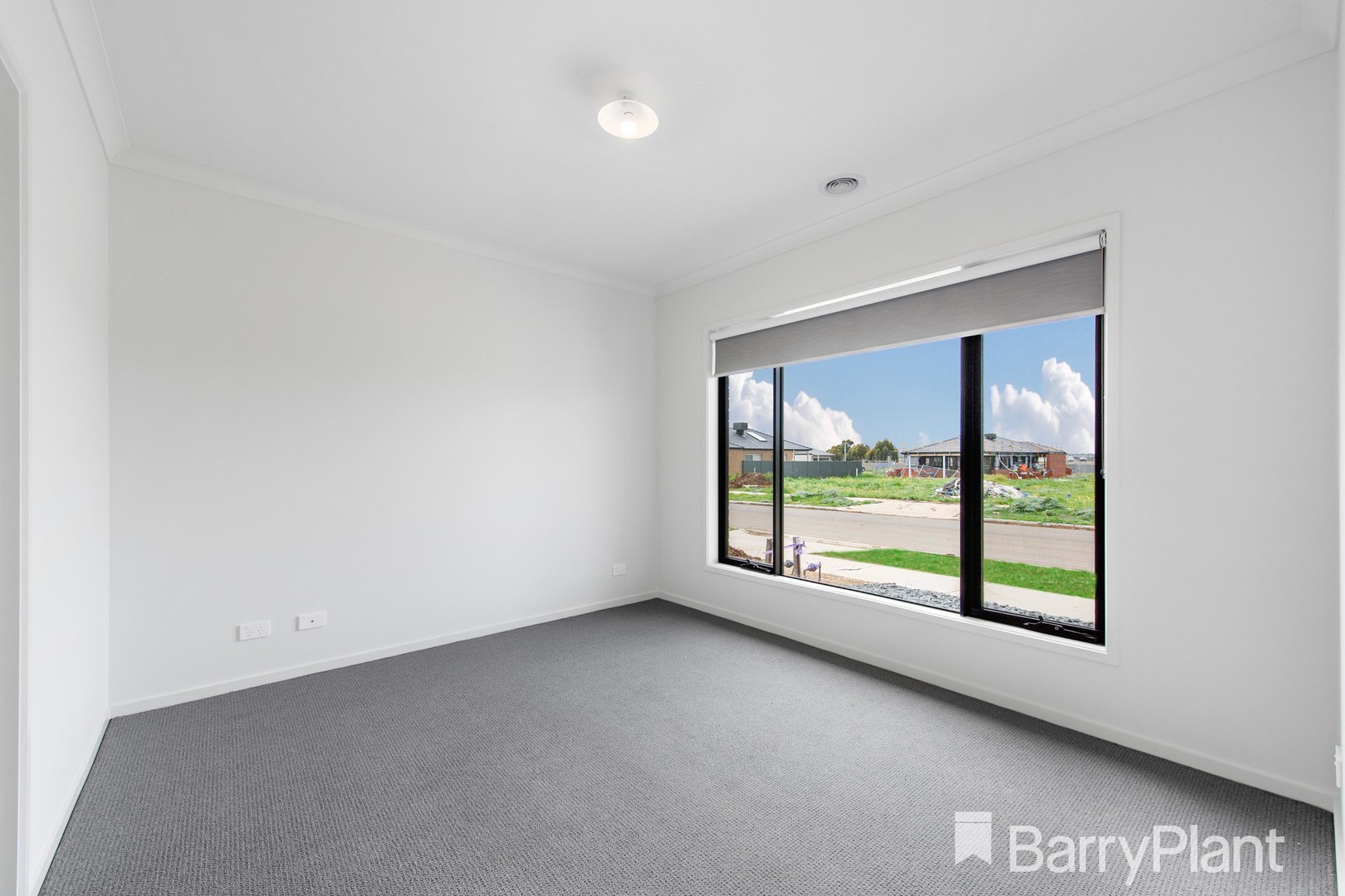 52 Stratus StreetTarneit, VIC 3029, Tarneit - Thumbnail 2