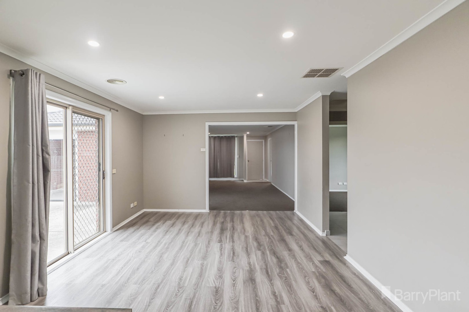1 Rossi ClosePakenham, VIC 3810, Pakenham - Thumbnail 7