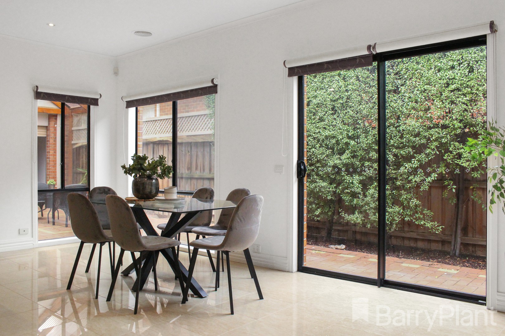 25 Scarlet DriveBundoora, VIC 3083, Bundoora - Thumbnail 8