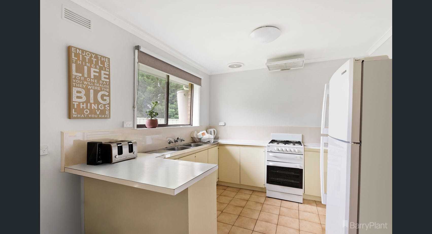 178 Crook Street, Strathdale, VIC 3550 - Thumbnail 2 - 08/09/2021