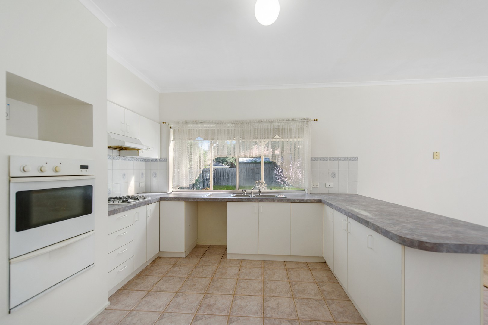 41 Royal CrescentHillside, VIC 3037, Hillside - Thumbnail 6