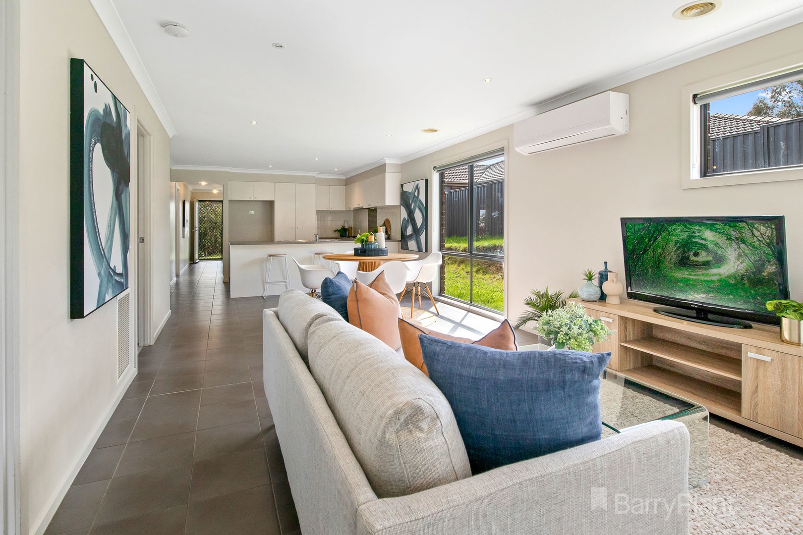 38 Wild Cherry AvenuePakenham, VIC 3810, Pakenham - Thumbnail 6