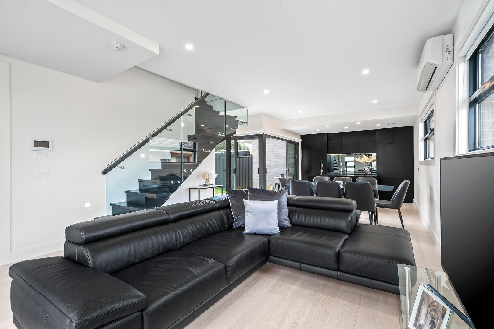 1/18 Snow Street, Keilor Park, VIC 3042 - Thumbnail 2 - 09/09/2021