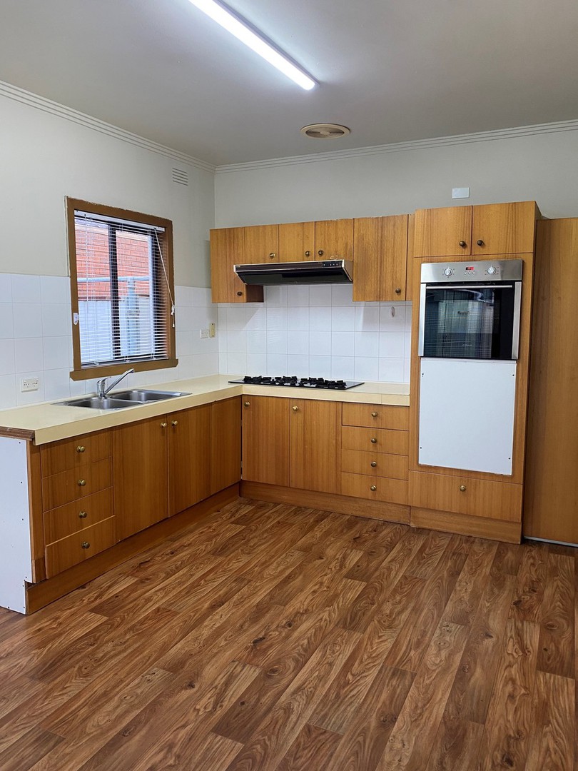 2 Dickens Street, Lalor, VIC 3075 - Thumbnail 1 - 10/09/2021