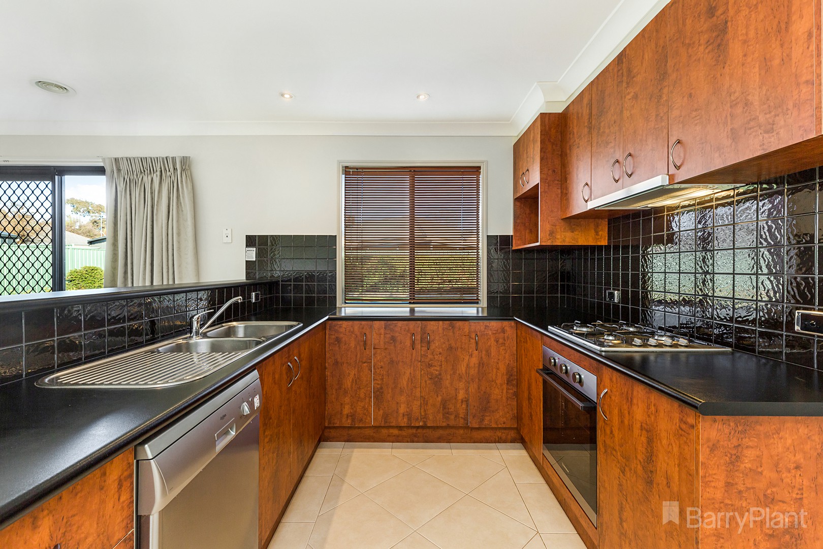 3 Exeter PlaceStrathfieldsaye, VIC 3551, Strathfieldsaye - Thumbnail 2