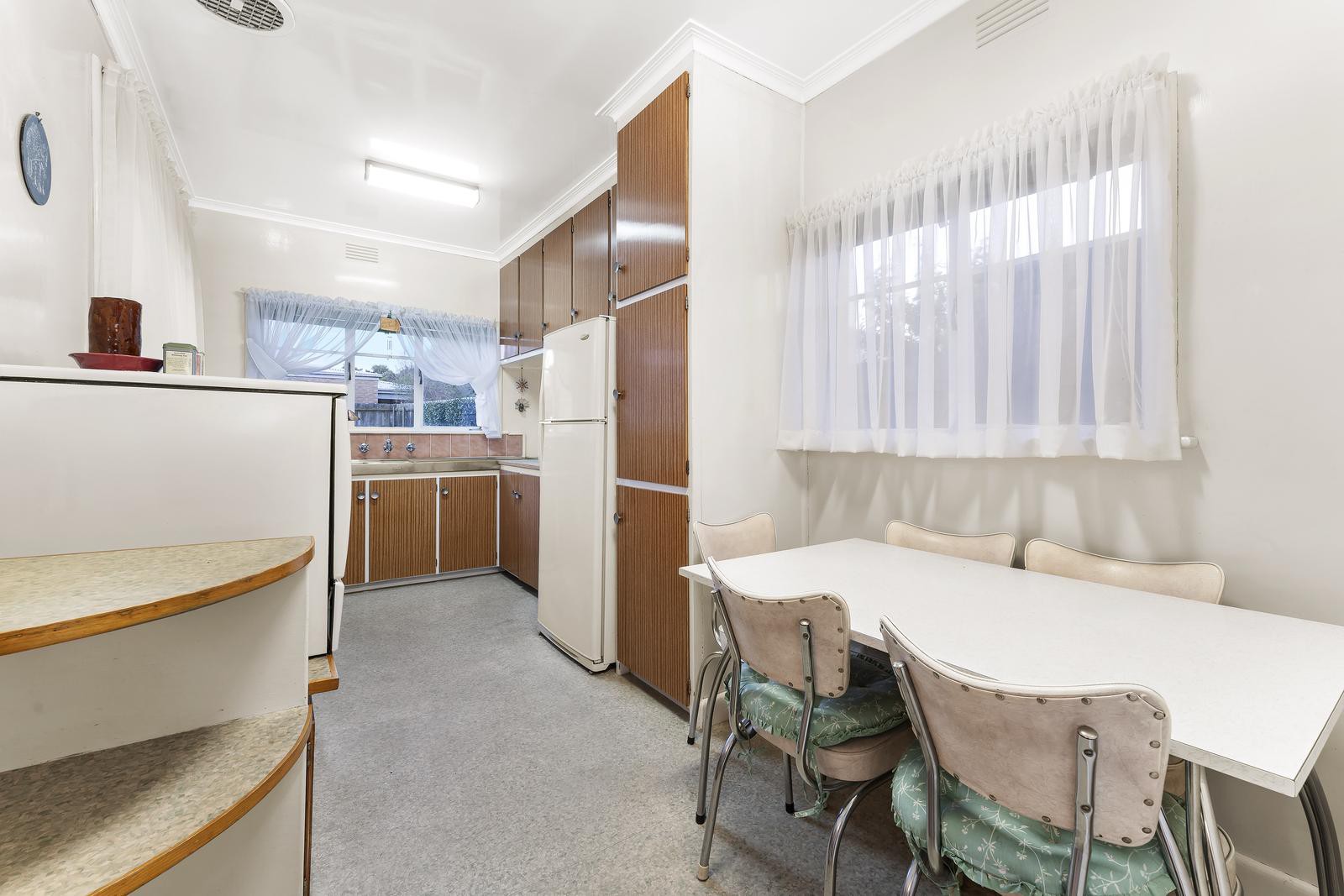 147 Springfield Road, Blackburn North, VIC 3130, Blackburn North - Thumbnail 5