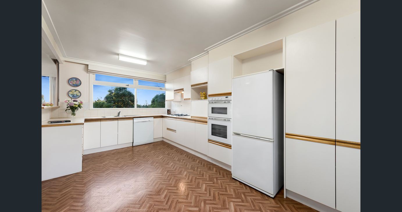 20 Bayley Grove, Doncaster, VIC 3108 - Thumbnail 2 - 14/09/2021