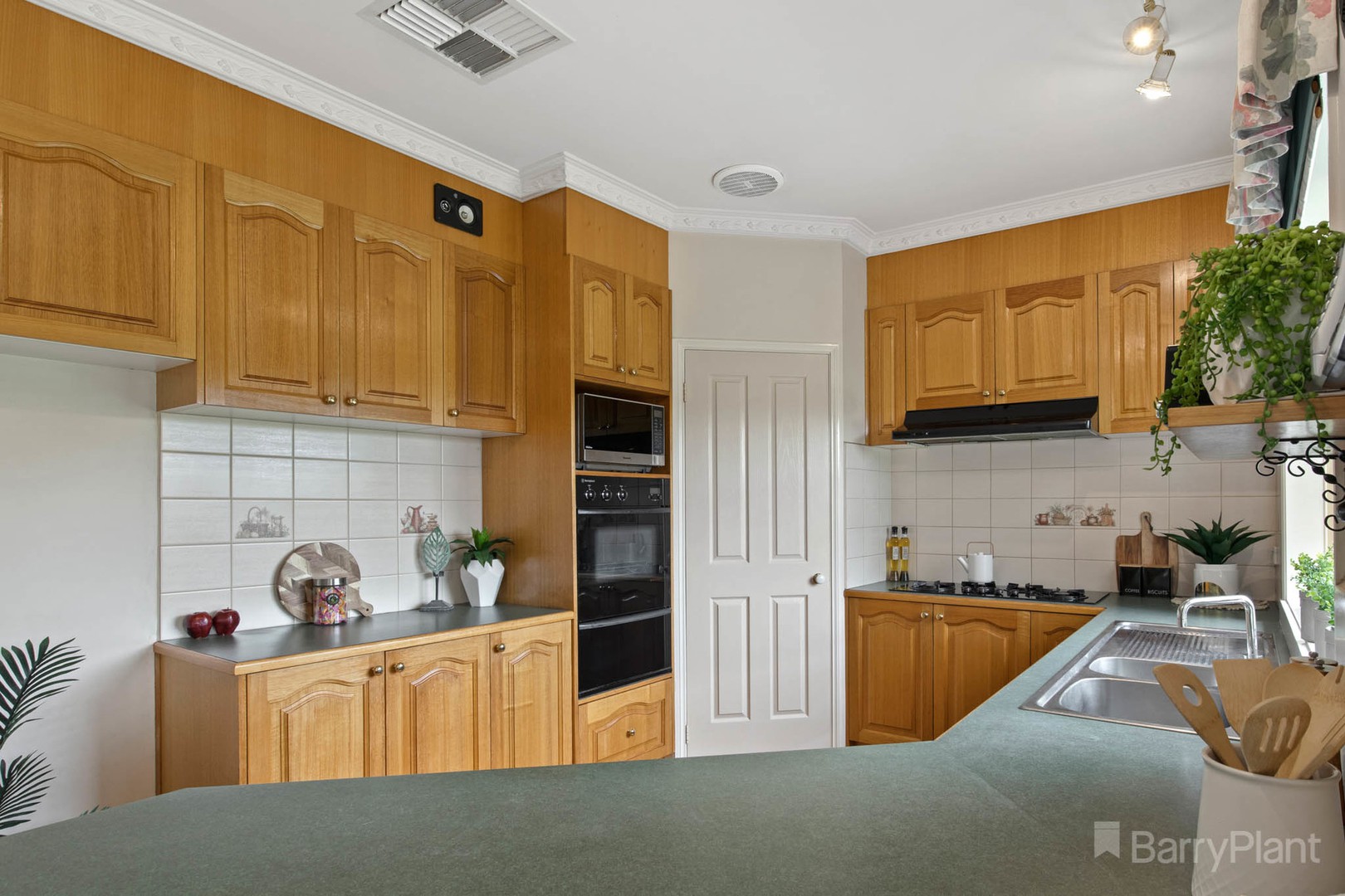 7 Wheatsheaf CourtNarre Warren North, VIC 3804, Narre Warren North - Thumbnail 7