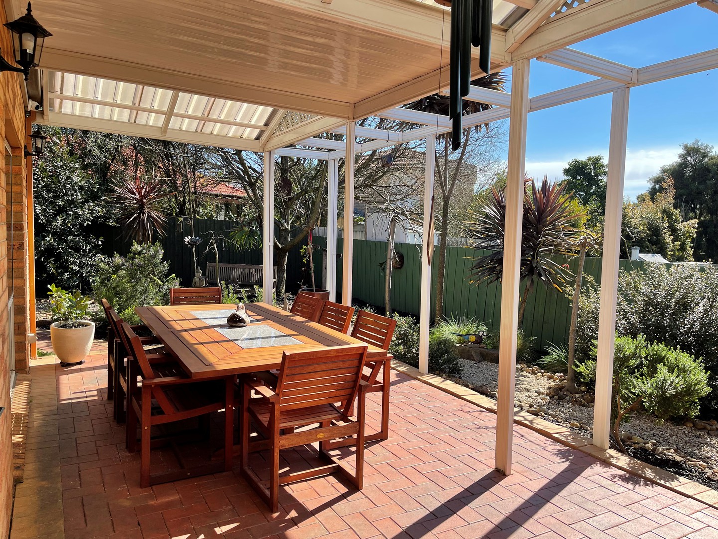 20 Casey CrescentViewbank, VIC 3084, Viewbank - Thumbnail 2