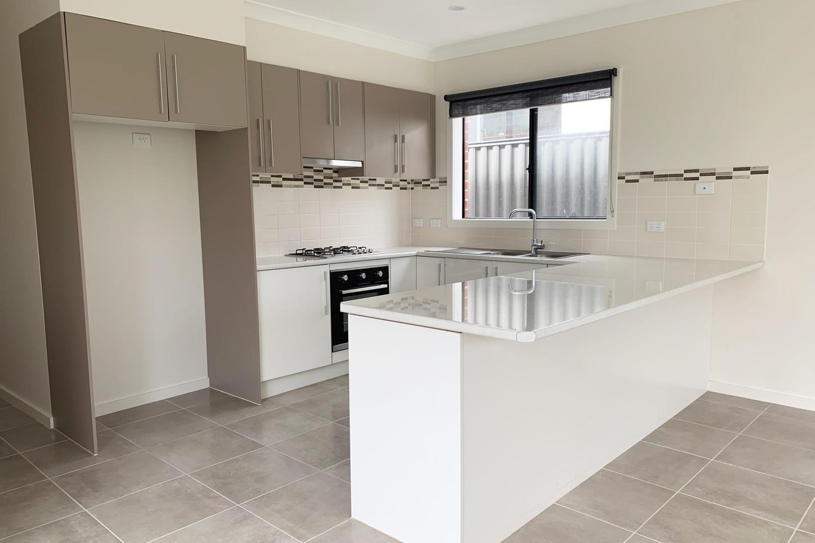 27 Crestwood Road, Greenvale, VIC 3059 - Thumbnail 2 - 16/09/2021