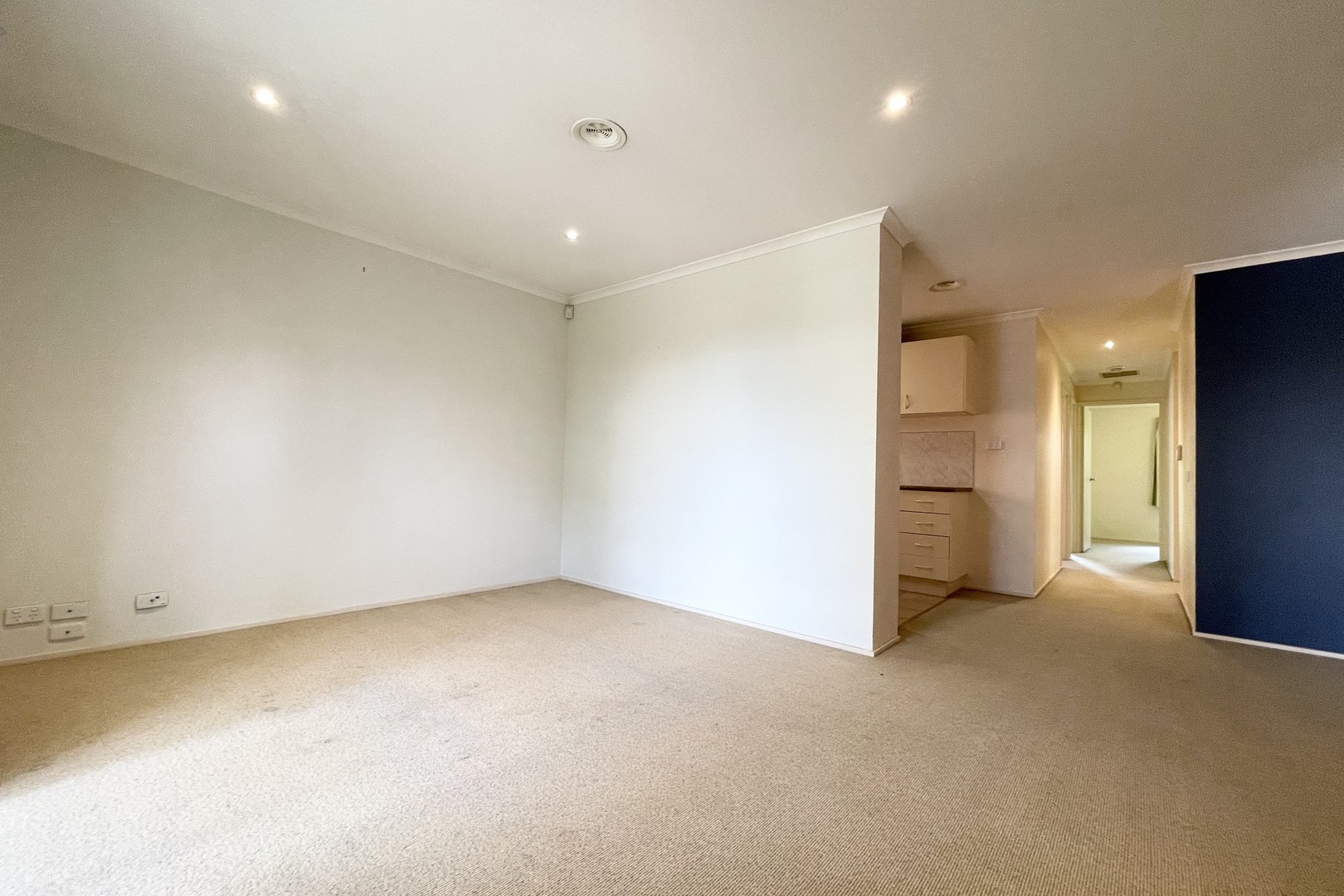 13 Riddleston CourtNarre Warren South, VIC 3805, Narre Warren South - Thumbnail 3