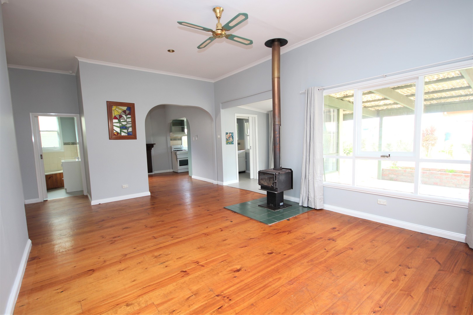 8 Donnelly Avenue, Norlane, VIC 3214 - Thumbnail 2 - 16/09/2021