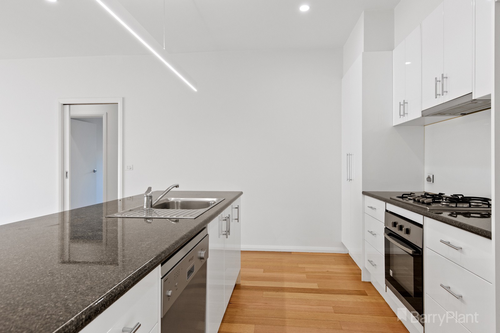 8A Wimbledon CourtMooroolbark, VIC 3138, Mooroolbark - Thumbnail 4