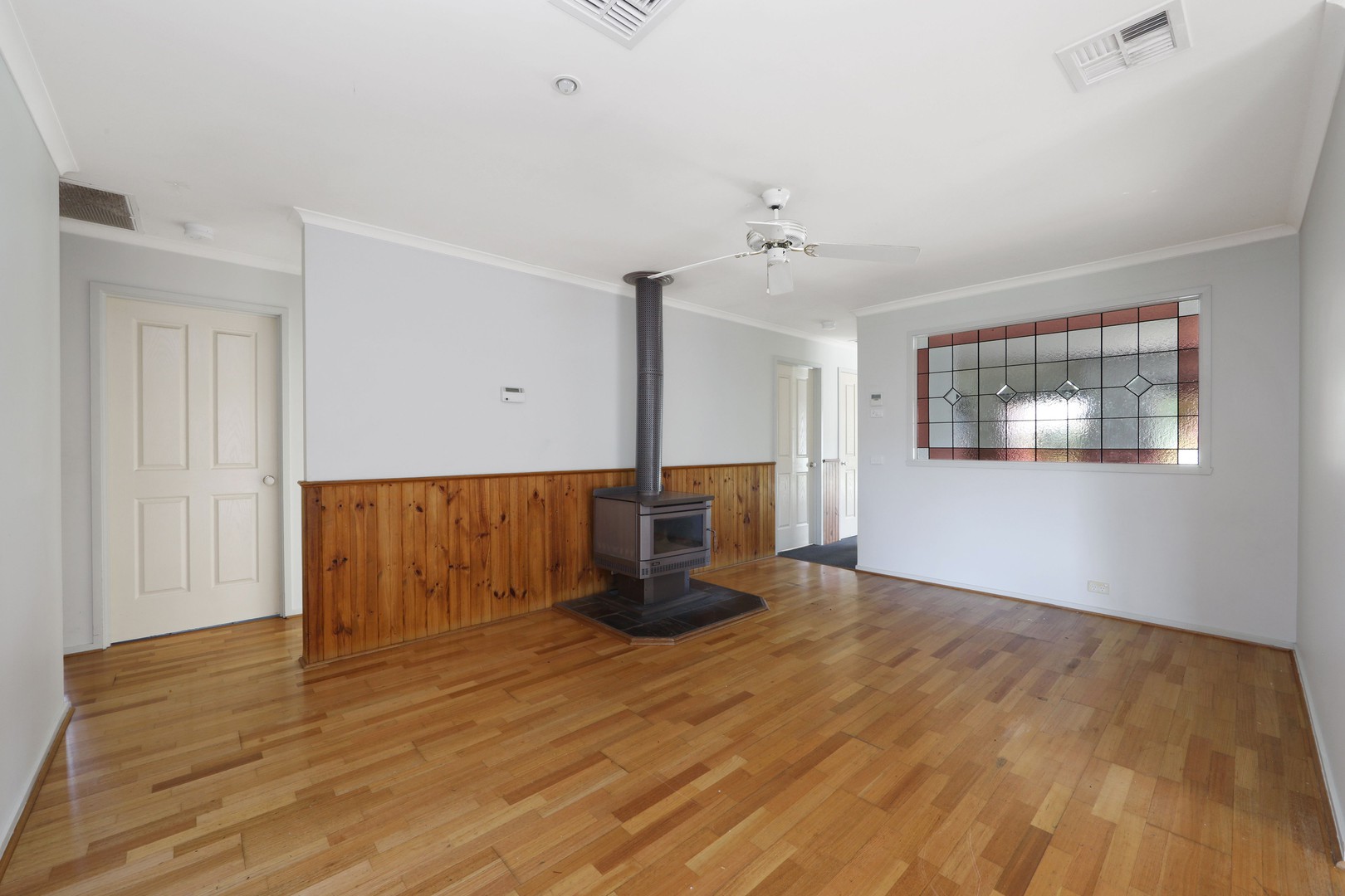 6 Kilcunda  Drive, Rowville, VIC 3178 - Thumbnail 2 - 17/09/2021