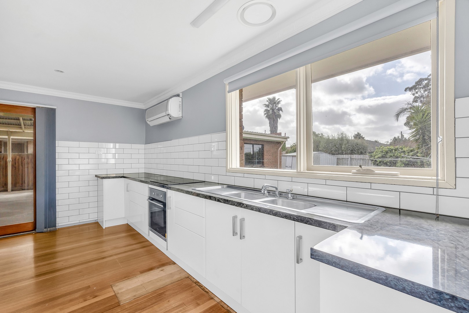 6 Brampton CloseCraigieburn, VIC 3064, Craigieburn - Thumbnail 4