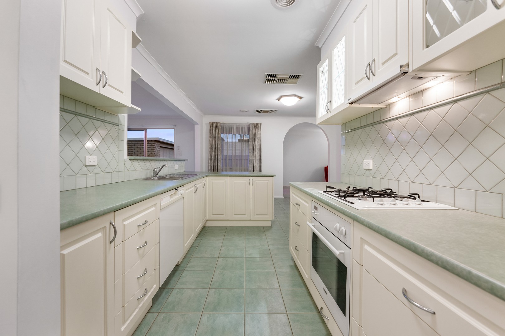 75 Braeswood RoadKings Park, VIC 3021, Kings Park - Thumbnail 2