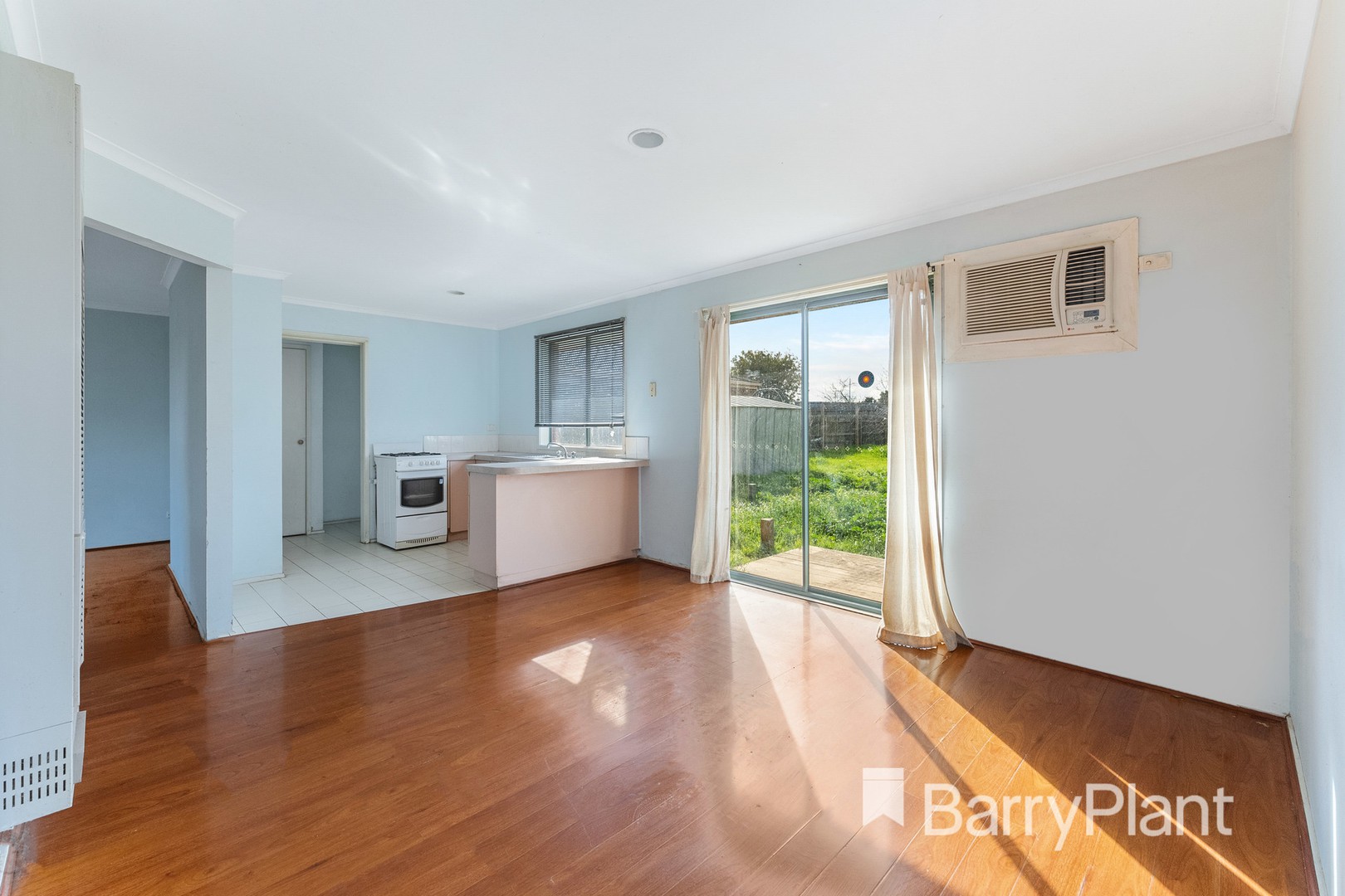 83 Flemington CrescentWerribee, VIC 3030, Werribee - Thumbnail 3