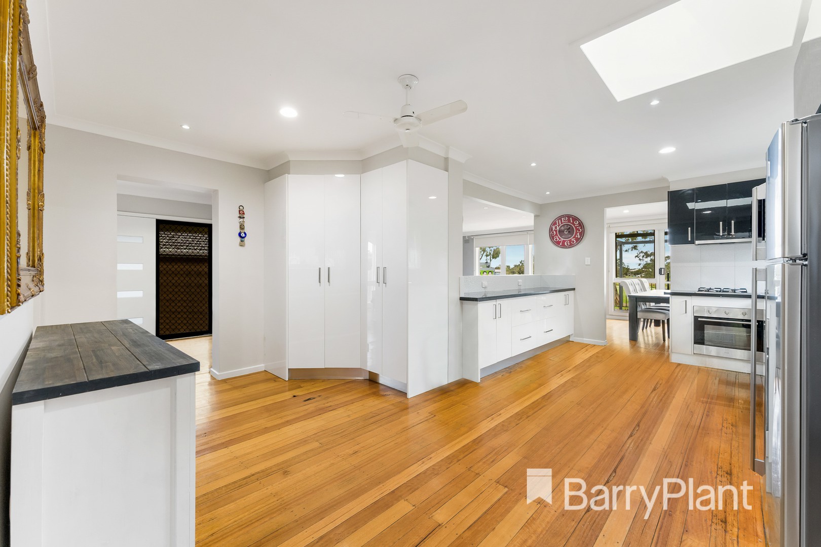 27 Ridge DriveWyndham Vale, VIC 3024, Wyndham Vale - Thumbnail 4