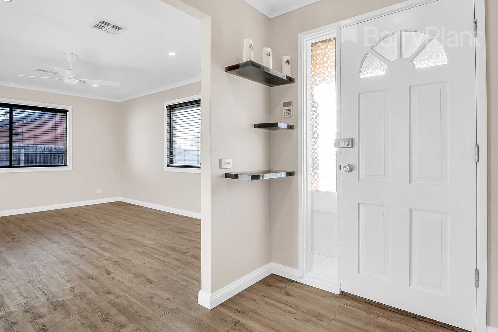 8 Gobur Court, Meadow Heights, VIC 3048 - Thumbnail 1 - 20/09/2021