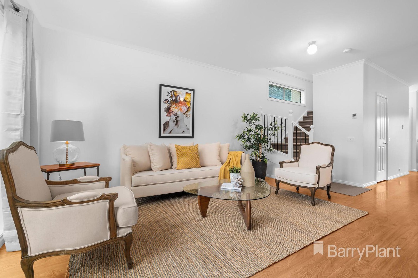 16 Redbark Hill CircuitSouth Morang, VIC 3752, South Morang - Thumbnail 3