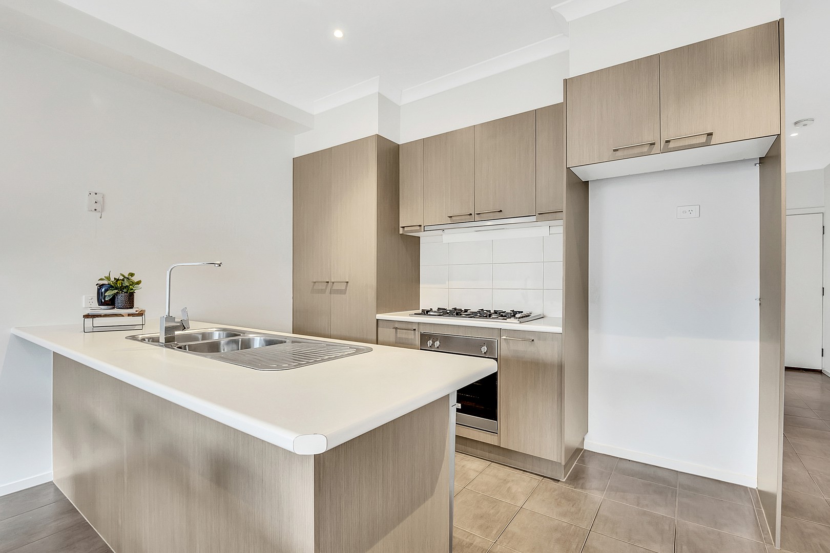 69 Lygon DriveCraigieburn, VIC 3064, Craigieburn - Thumbnail 3