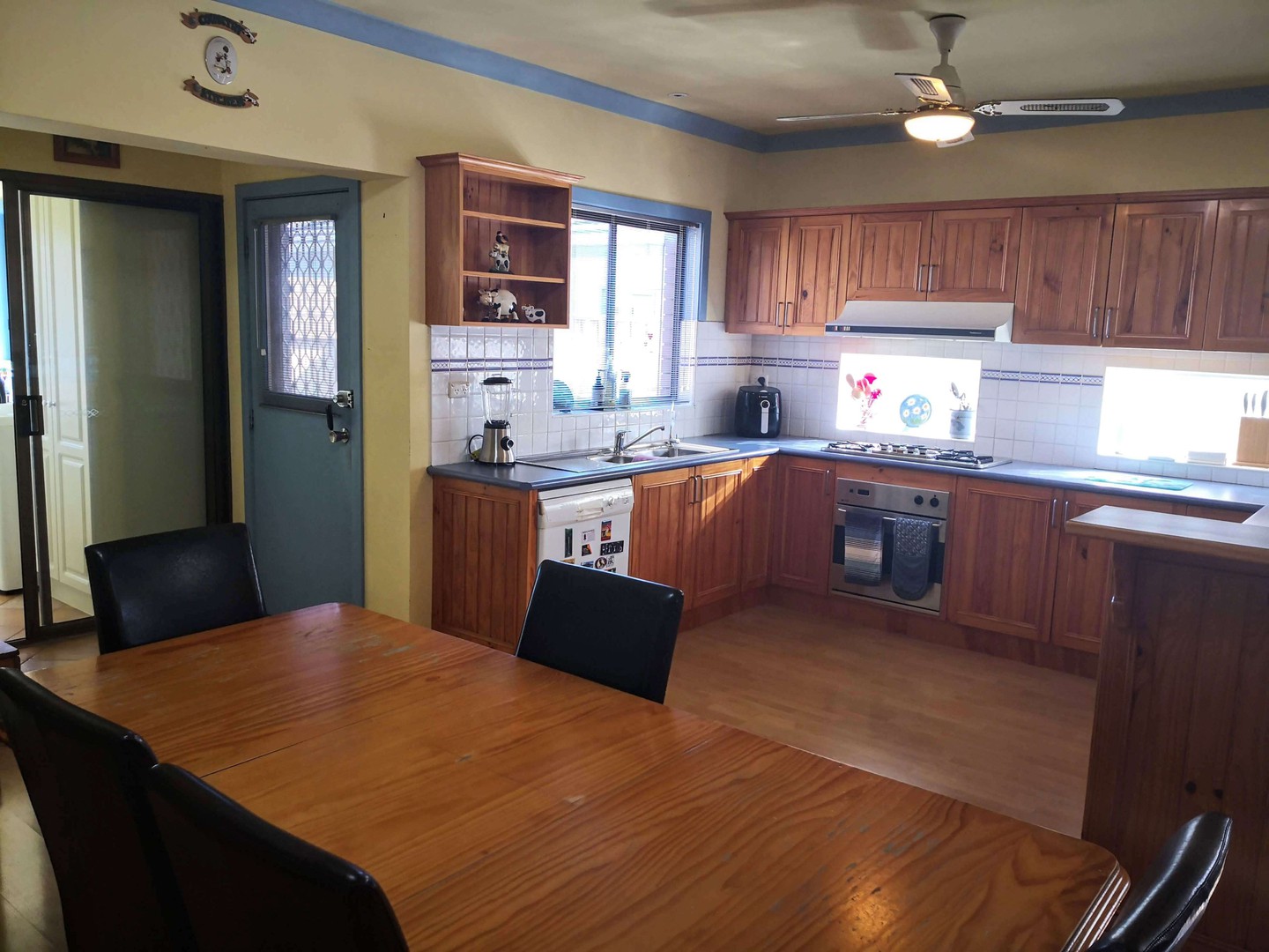 55 Roland AvenueStrathmore, VIC 3041, Strathmore - Thumbnail 6