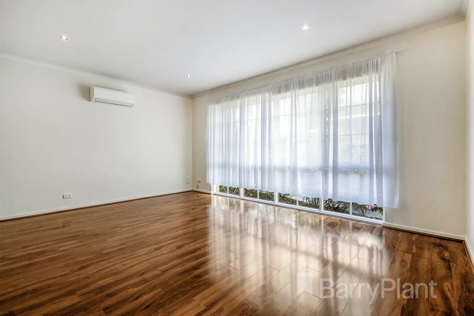 1/102-108 Croydon Road, Croydon, VIC 3136 - Thumbnail 1 - 21/09/2021