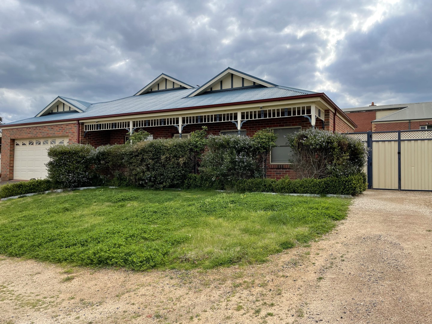 10 Duncraig Grove, Sunbury, VIC 3429 - Thumbnail 1 - 21/09/2021
