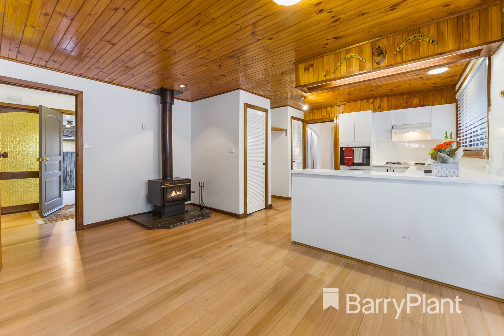 6 Silvester CrescentSt Albans, VIC 3021, St Albans - Thumbnail 5