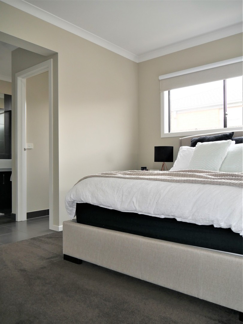 16 Avebury Drive, Cobblebank, VIC 3338, Cobblebank - Thumbnail 4