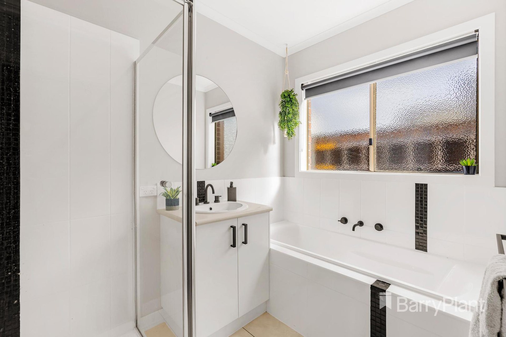 30 Kumara CircuitSouth Morang, VIC 3752, South Morang - Thumbnail 7
