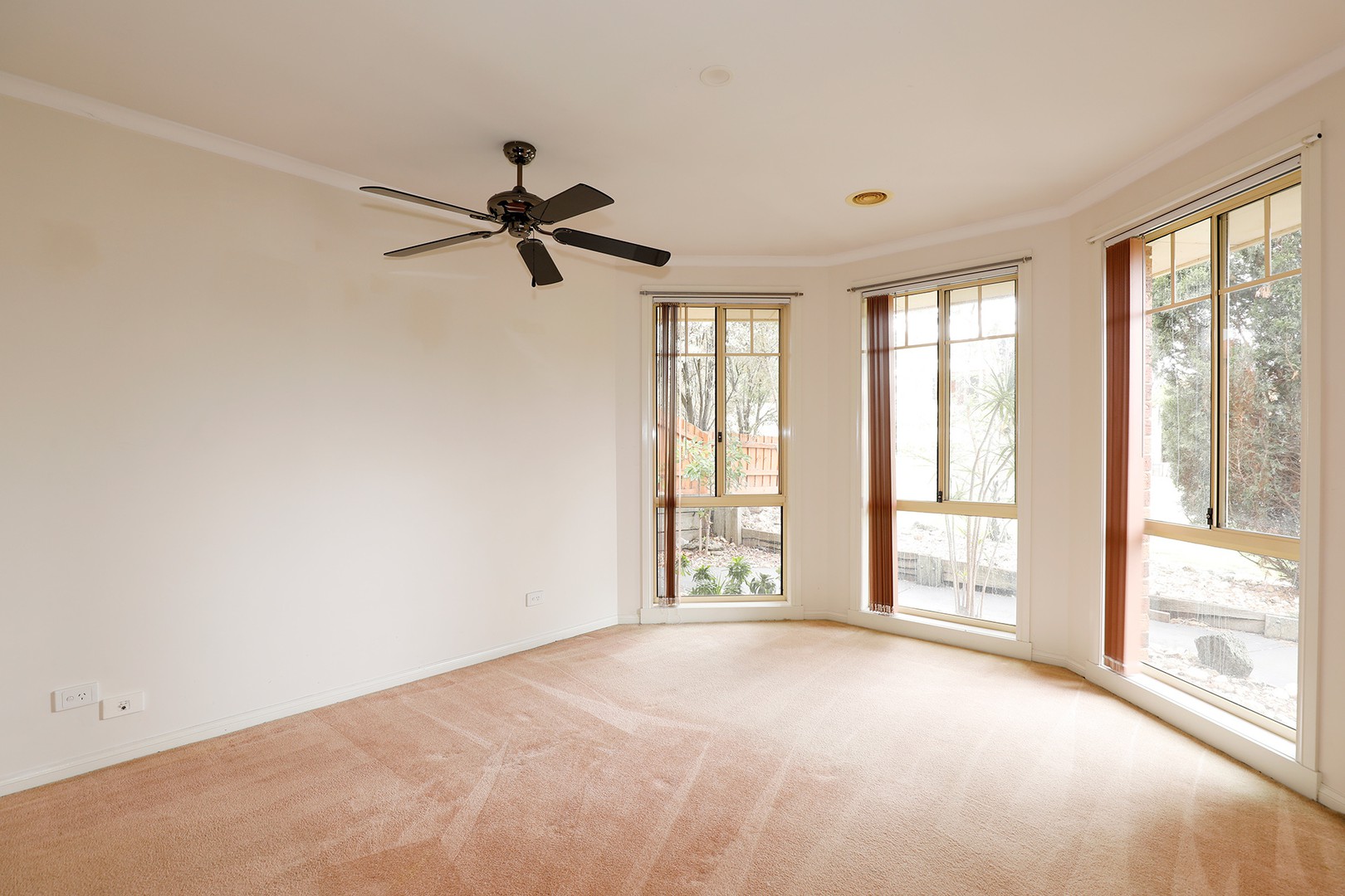 9 Stradbroke Close, Berwick, VIC 3806, Berwick - Thumbnail 7