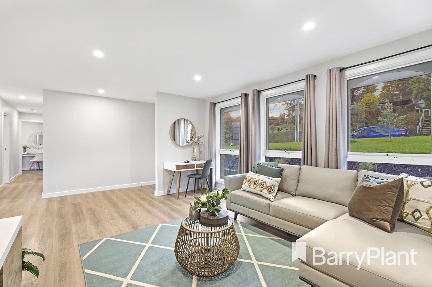 1/24 Winnetka DriveLilydale, VIC 3140, Lilydale - Thumbnail 2