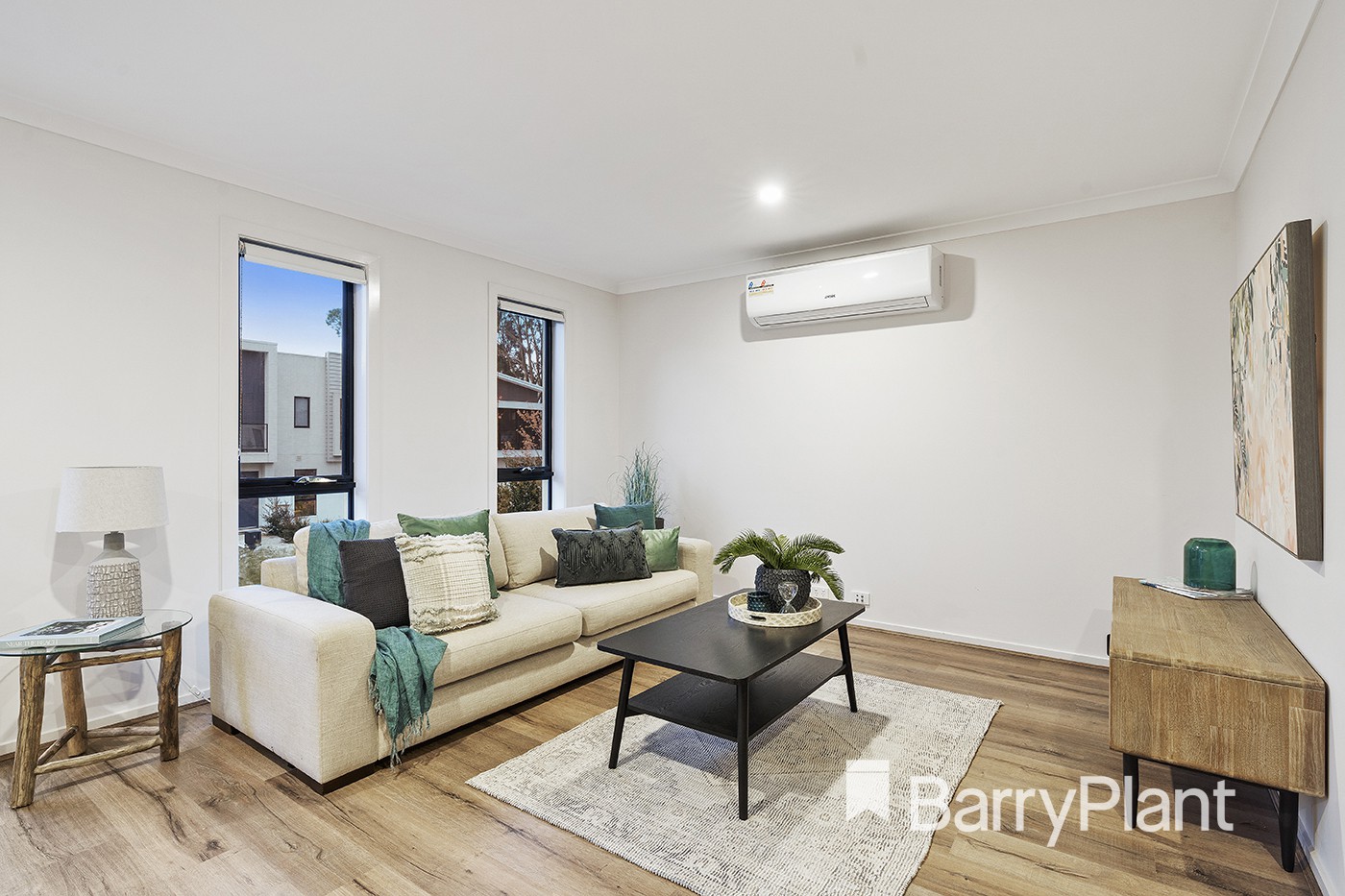 8 Yeoman LaneChirnside Park, VIC 3116, Chirnside Park - Thumbnail 2