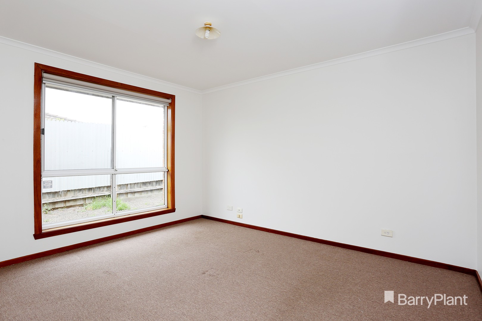 2/345 - 347 Heaths  Road, Werribee, VIC 3030 - Thumbnail 1 - 22/09/2021