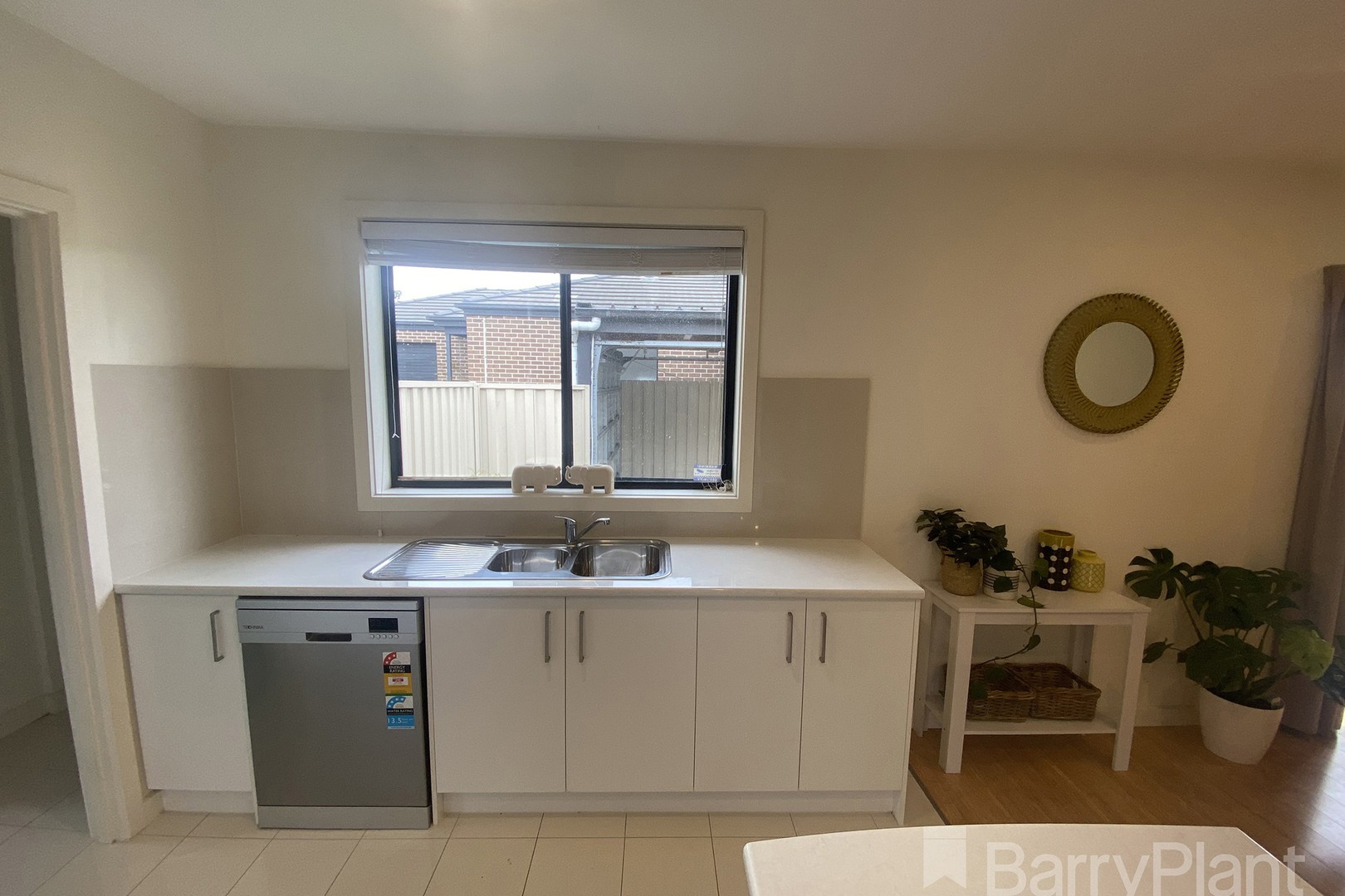 1/18 Shepreth AvenueNoble Park, VIC 3174, Noble Park - Thumbnail 8