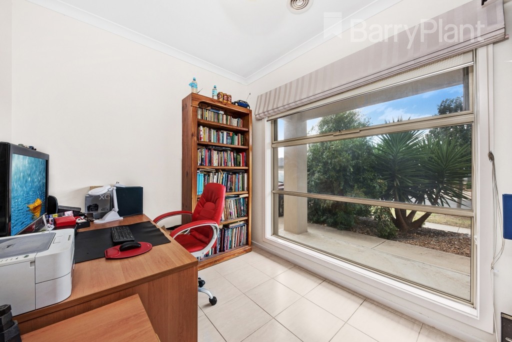 3 Tillbrook Drive, Wyndham Vale, VIC 3024 - Thumbnail 2 - 23/09/2021