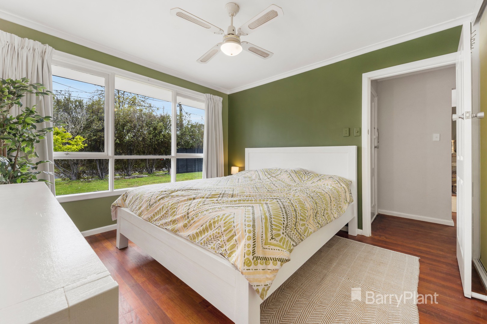 54 Johnson DriveFerntree Gully, VIC 3156, Ferntree Gully - Thumbnail 5