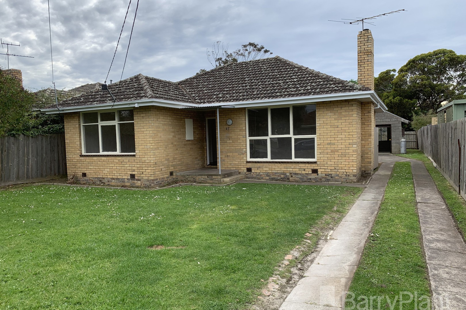 17 Glendale RoadSpringvale, VIC 3171, Springvale - Thumbnail 2