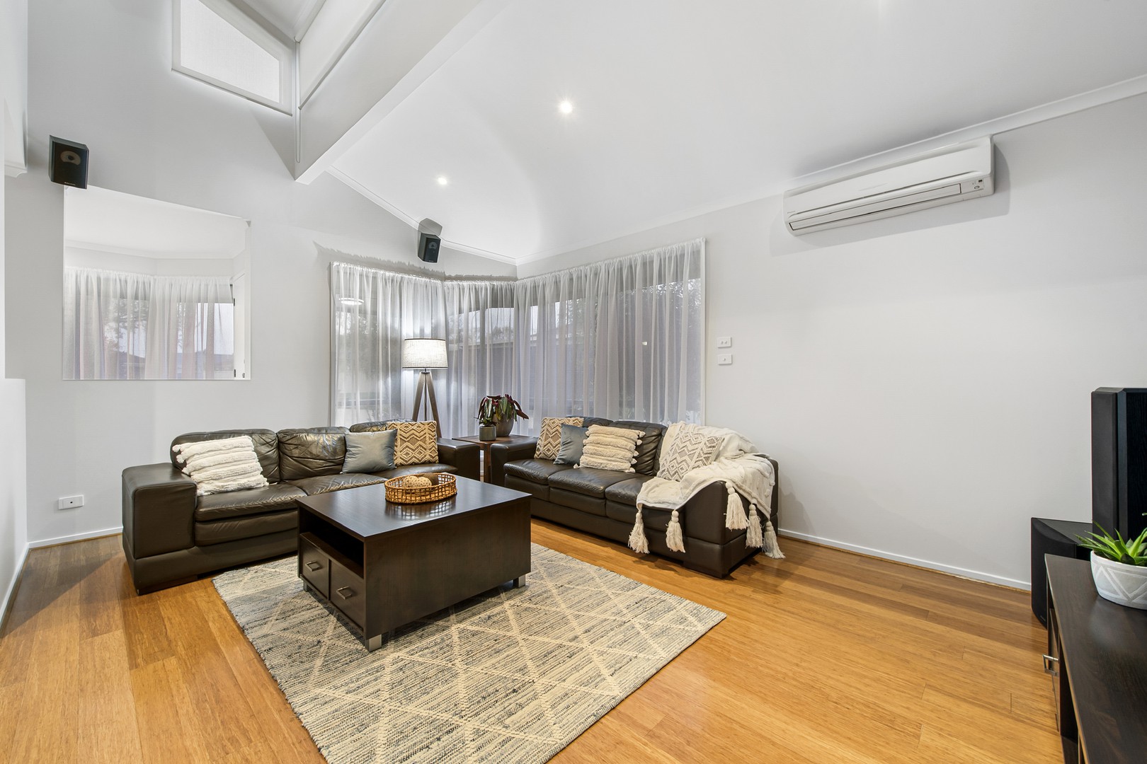 25 Panorama DriveHillside, VIC 3037, Hillside - Thumbnail 3
