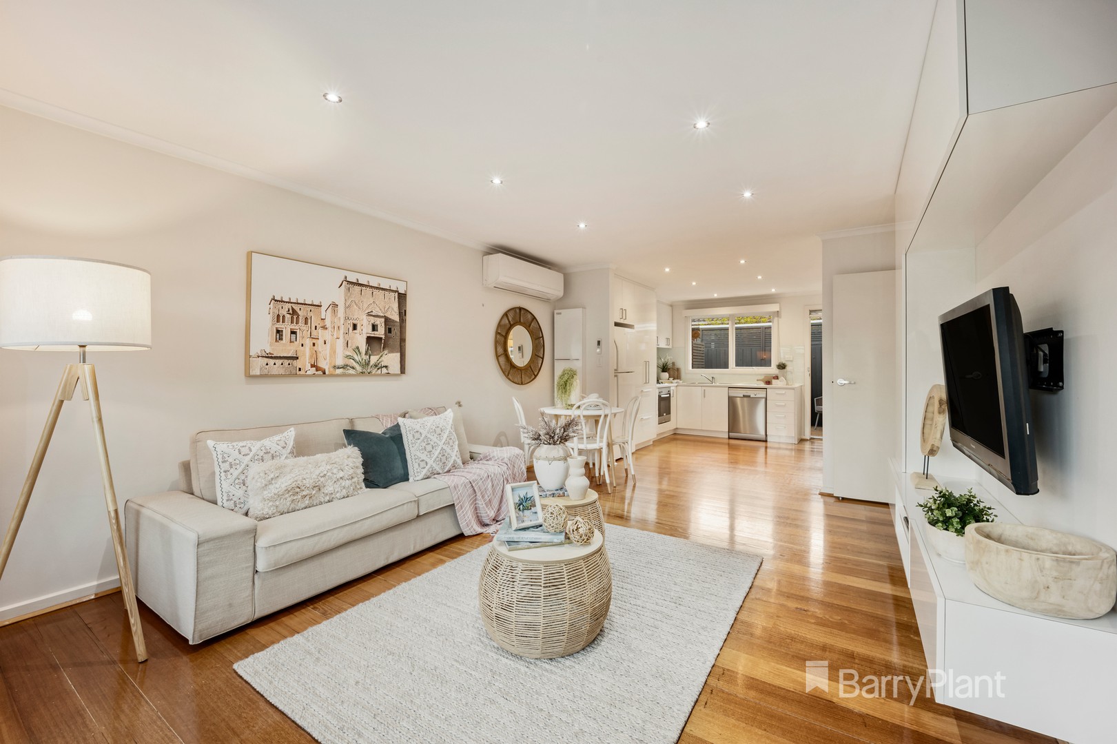 1/182 Weatherall RoadCheltenham, VIC 3192, Beaumaris - Thumbnail 2