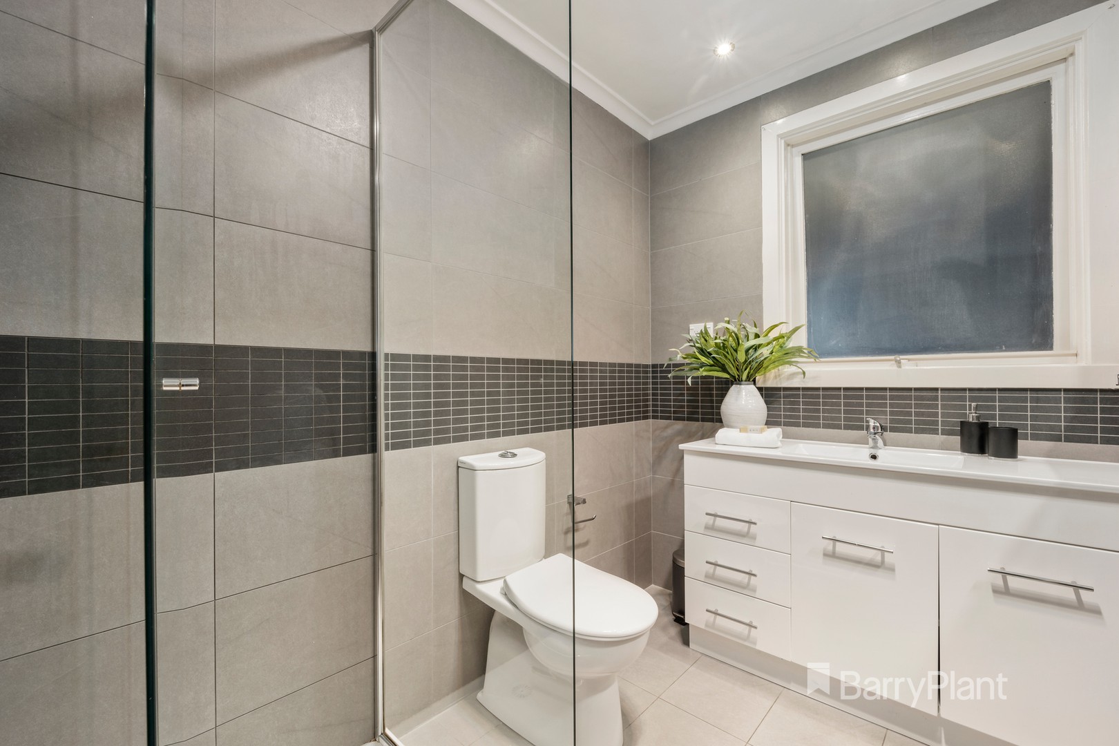 1/182 Weatherall RoadCheltenham, VIC 3192, Beaumaris - Thumbnail 8
