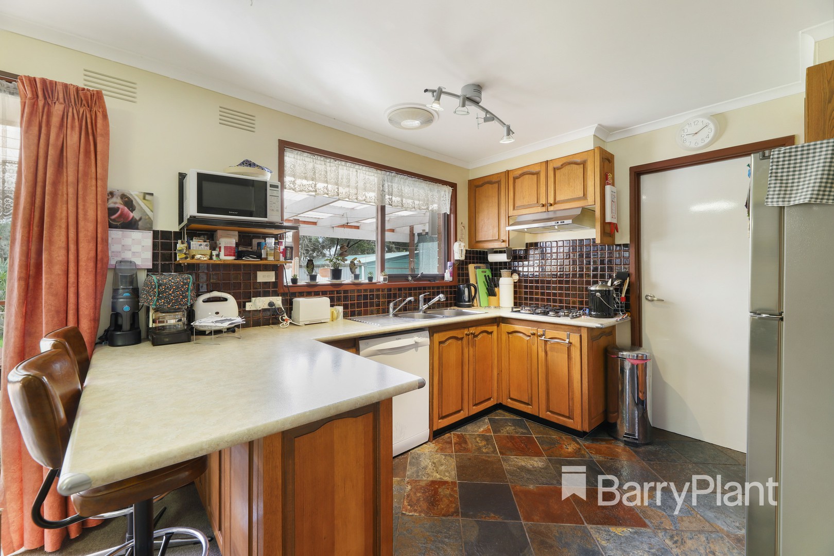 29 Fraser CrescentWantirna South, VIC 3152, Wantirna South - Thumbnail 3