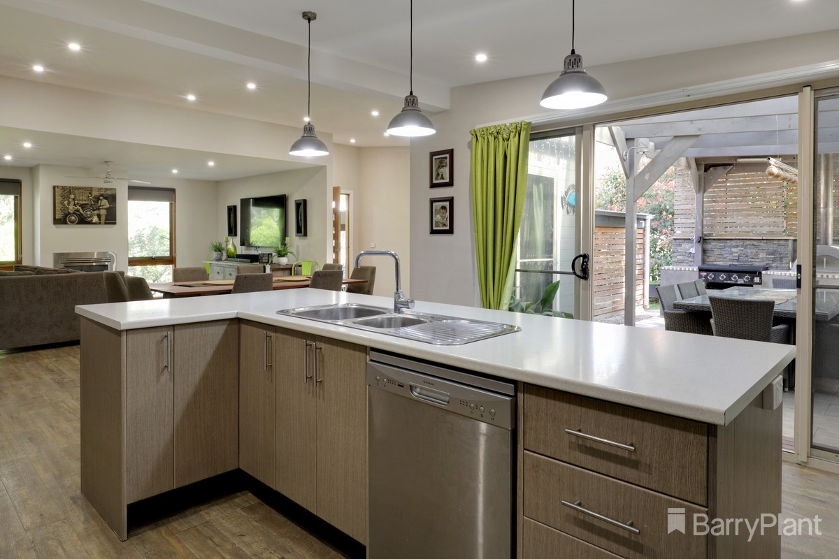 6 Paradise Avenue, Clematis - Thumbnail 7