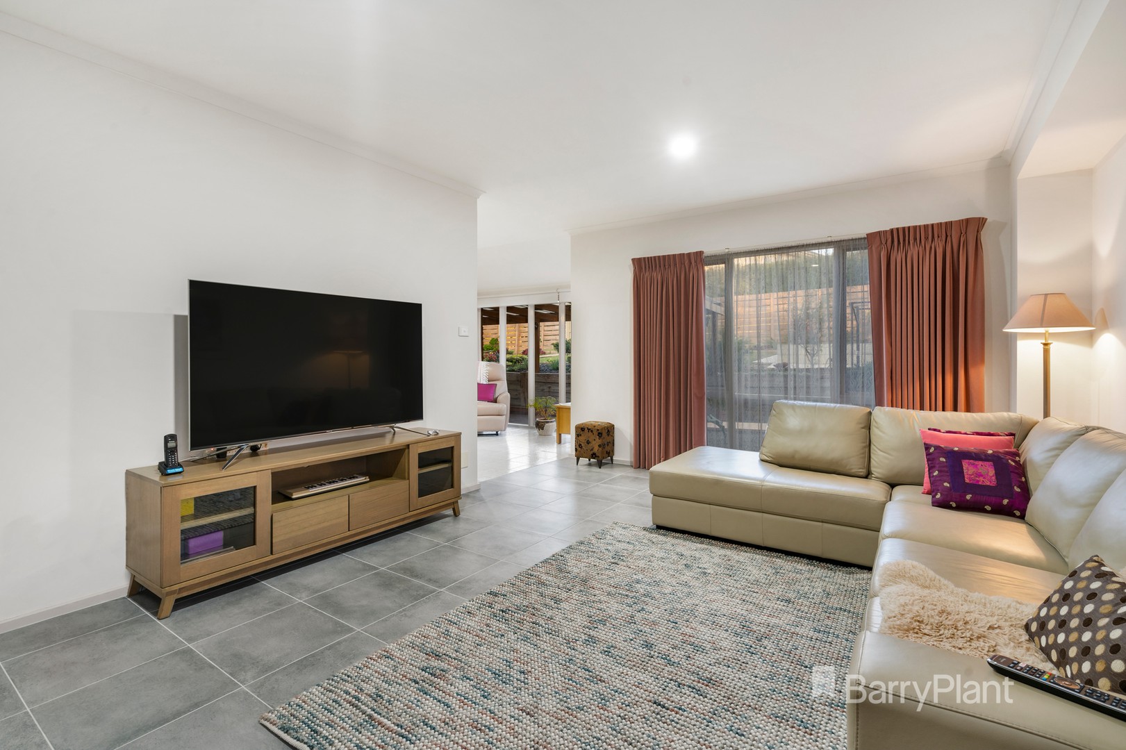 2 Reddington Terrace, Doncaster East, VIC 3109, Doncaster East - Thumbnail 3