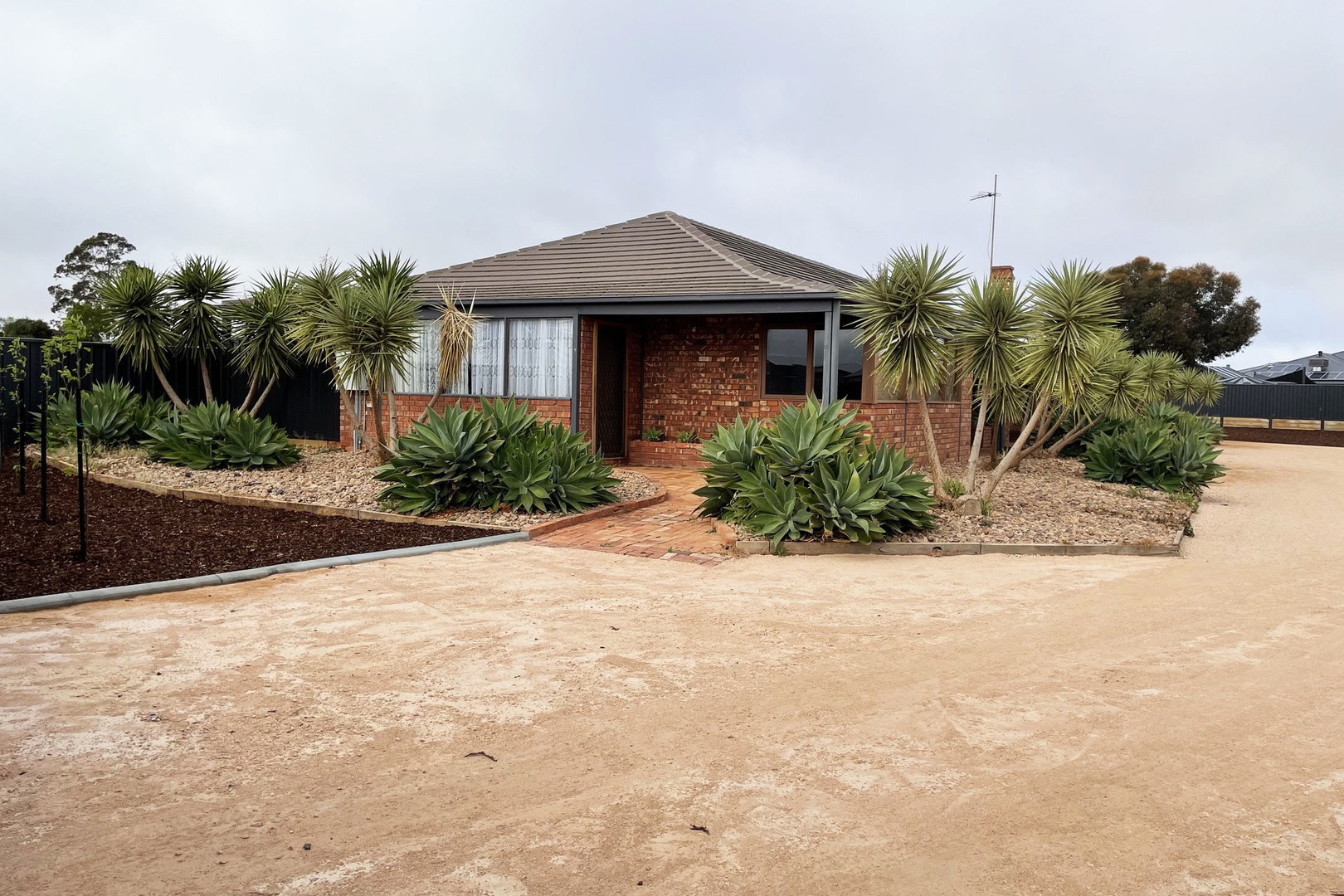 8 St Helen's Rise, Mildura, VIC 3500 - Thumbnail 1 - 27/09/2021