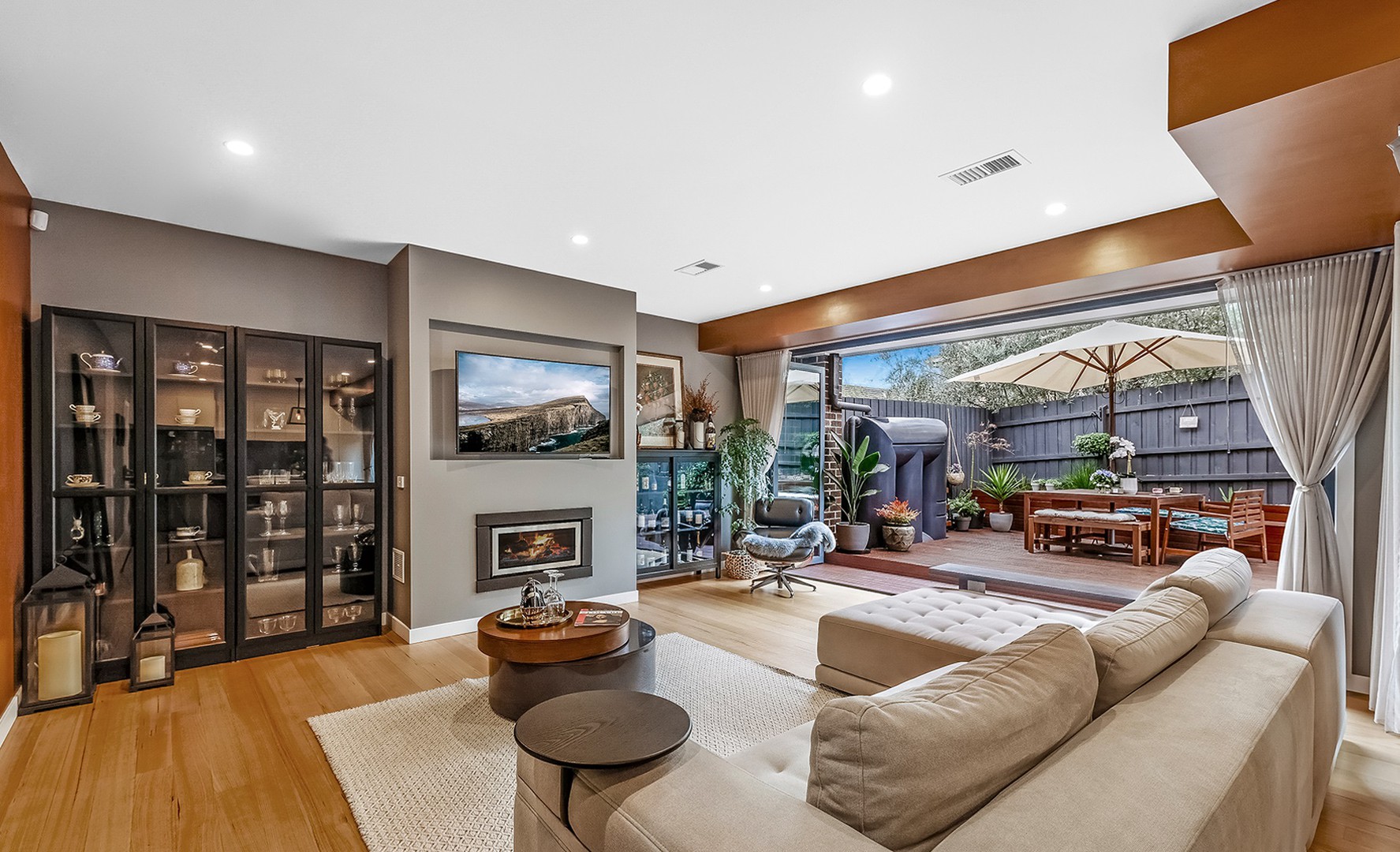 2/1 Eyre  Court, Templestowe Lower, VIC 3107 - Thumbnail 2 - 27/09/2021