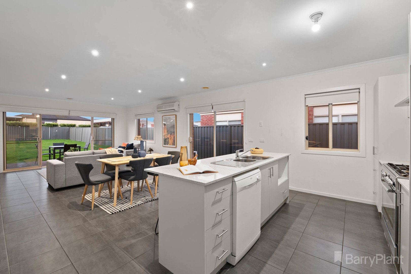 30 Elderberry WayPakenham, VIC 3810, Pakenham - Thumbnail 4