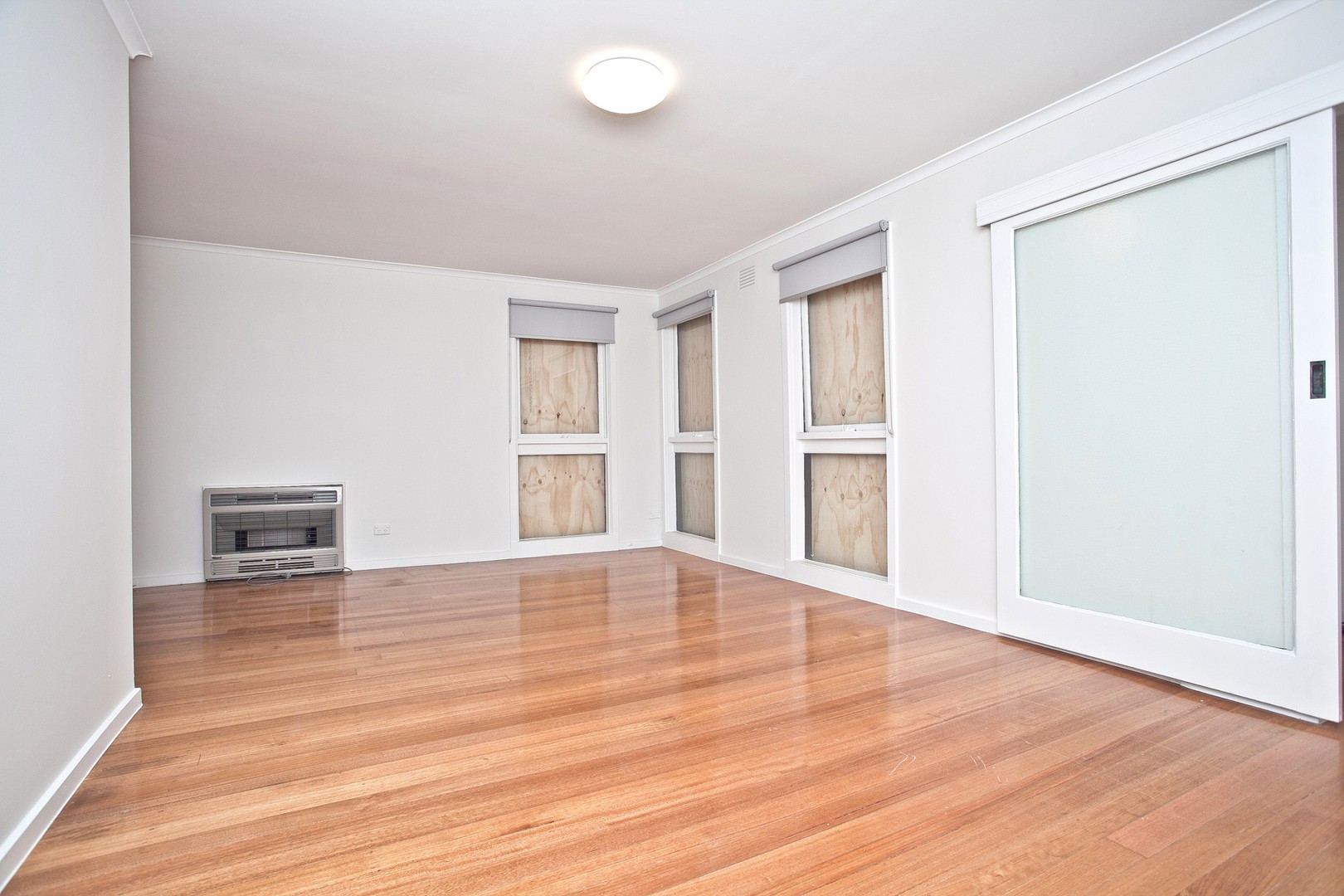 8 Belgrave Street, Albanvale, VIC 3021 - Thumbnail 2 - 27/09/2021