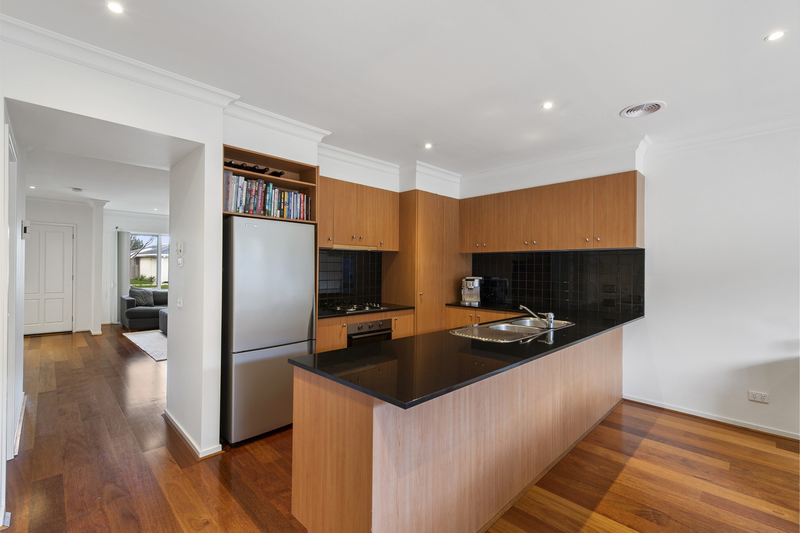15 Wentworth DriveTaylors Lakes, VIC 3038, Taylors Lakes - Thumbnail 6